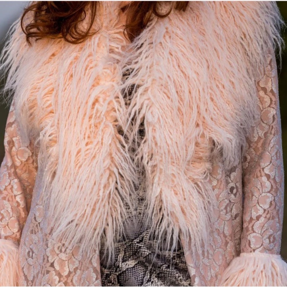 Jennafer Grace Pink Faux Fur Shawl